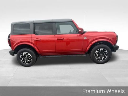 Used 2024 Ford Bronco Outer Banks image 15