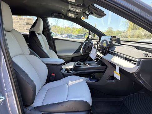 New 2026 Subaru Solterra Premium AWD/4WD image 18