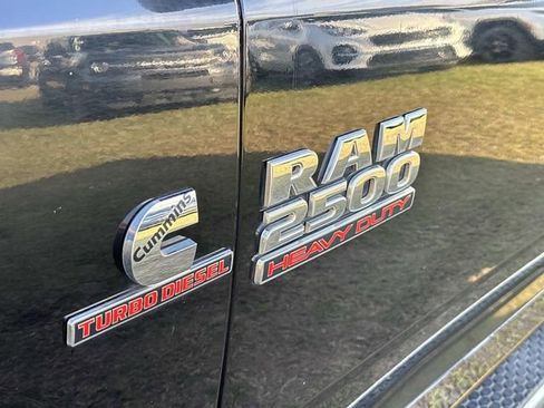 Used 2015 RAM 2500 Tradesman w/ Chrome Appearance Group image 13