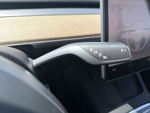 Used 2023 Tesla Model Y Performance AWD/4WD image 22