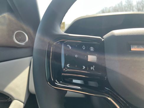 New 2026 Land Rover Range Rover Evoque S image 15