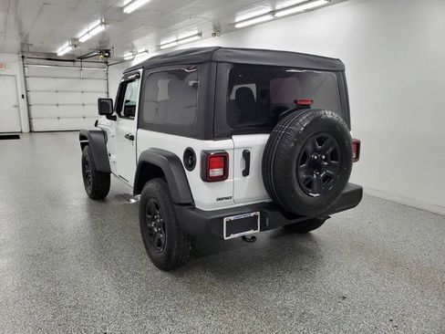 Used 2025 Jeep Wrangler Sport image 6