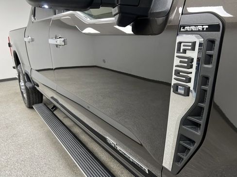 Used 2025 Ford F350 Lariat w/ Lariat Ultimate Package image 15