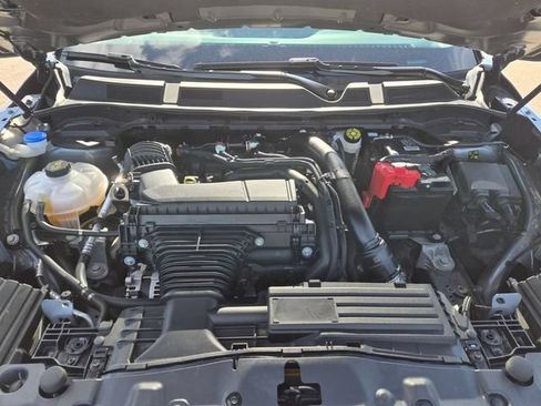 Certified 2024 Lincoln Corsair AWD image 32