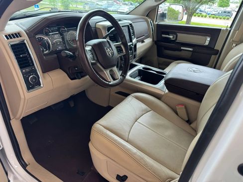 Used 2018 RAM 2500 Laramie AWD/4WD image 13