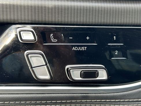 Used 2024 Jeep Grand Wagoneer L Series II w/ Quick Order Packagew 28T image 33