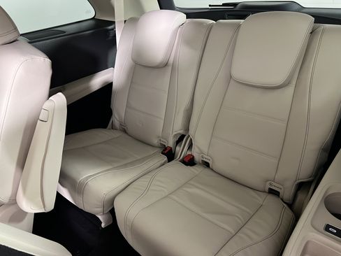 New 2026 Mercedes-Benz GLS 450 4MATIC image 22