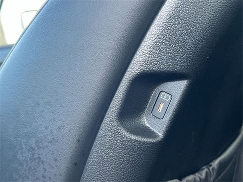 Used 2024 Hyundai Palisade Calligraphy image 32