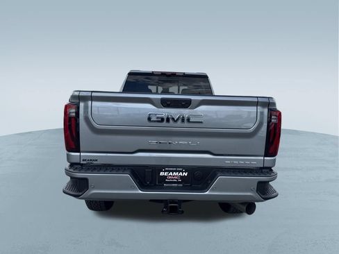 New 2026 GMC Sierra 2500 Denali Ultimate AWD/4WD image 7