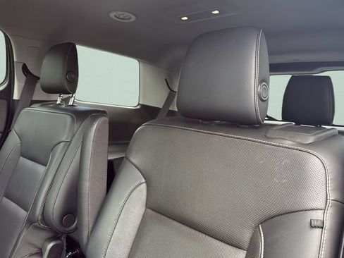 Used 2019 GMC Acadia SLT FWD image 10