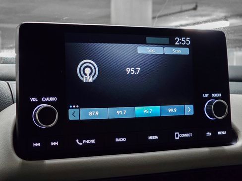 Used 2024 Honda HR-V LX image 27