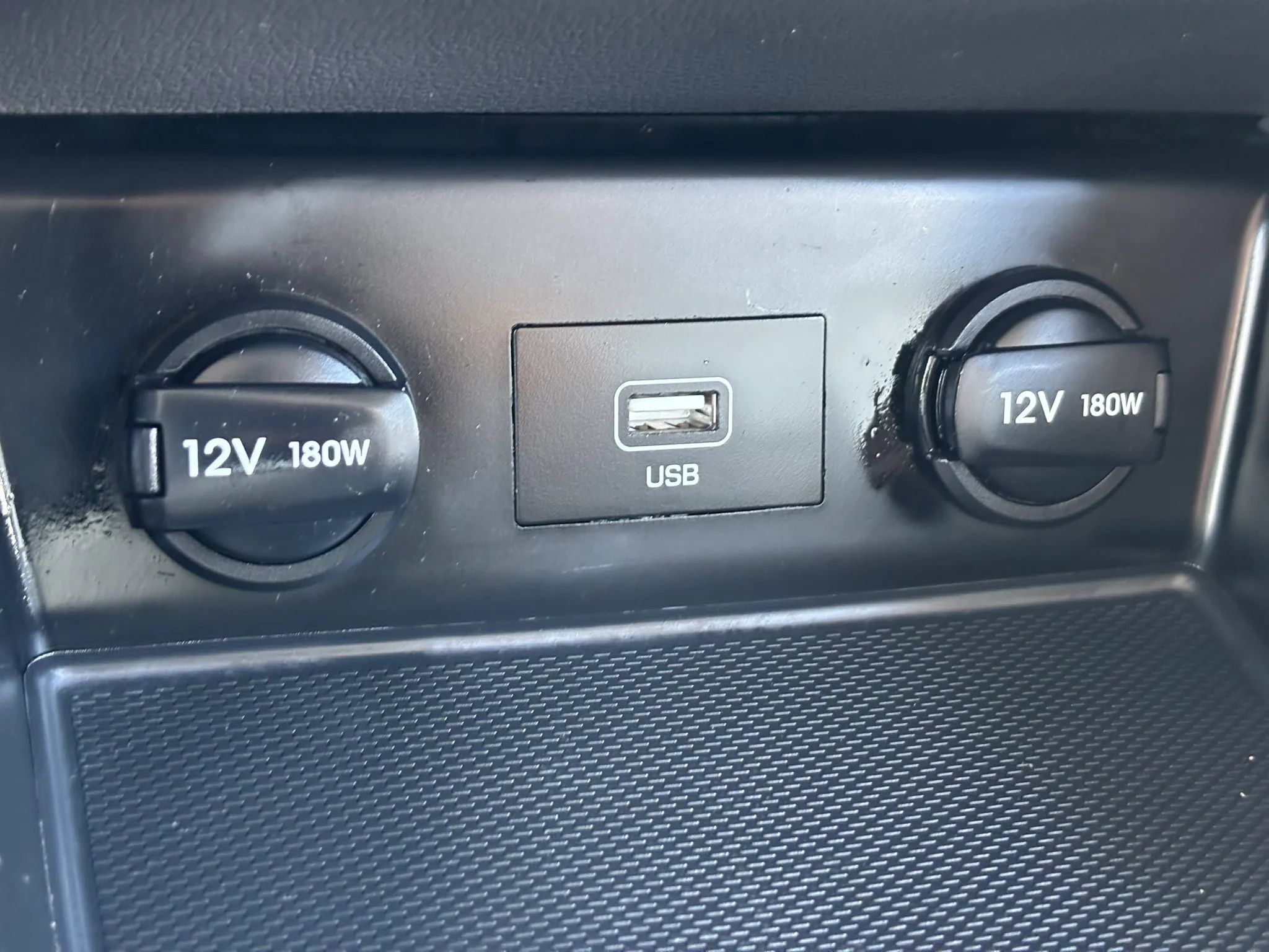 Used 2020 Hyundai Ioniq Blue FWD image 32