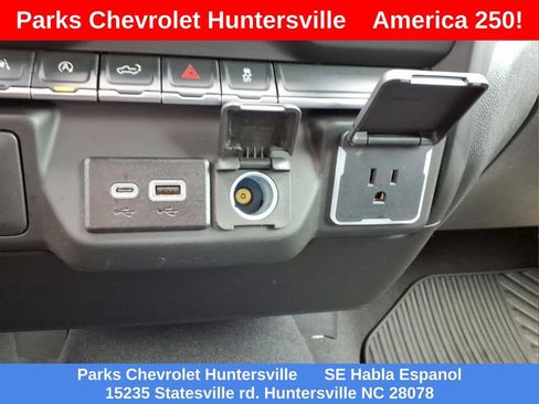Certified 2025 Chevrolet Silverado 1500 Custom AWD/4WD image 9