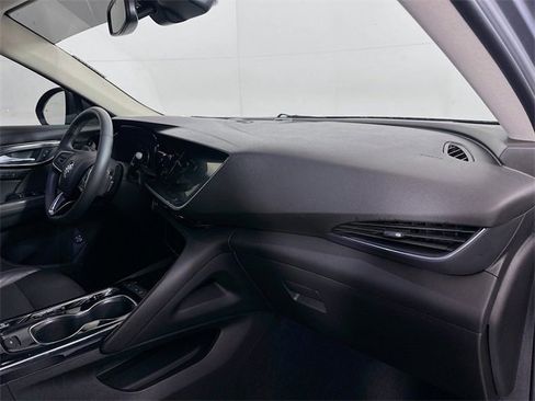 Used 2021 Buick Envision Essence image 27