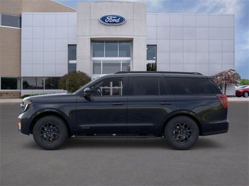 New 2025 Ford Expedition Tremor image 3