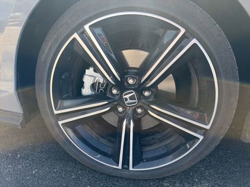 Used 2025 Honda Accord Sport image 5