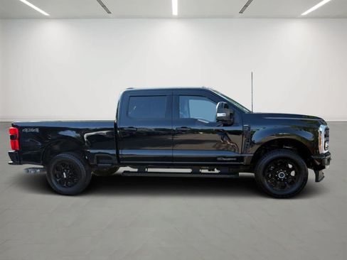 Used 2026 Ford F250 Lariat w/ Black Appearance Package AWD/4WD image 5
