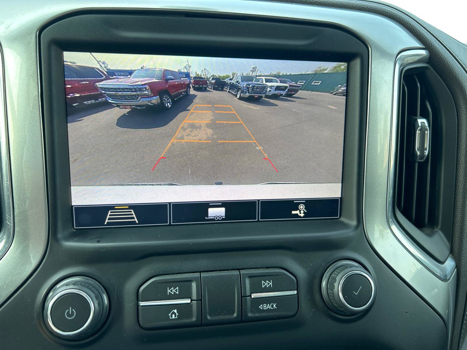 Used 2020 Chevrolet Silverado 1500 RST AWD/4WD image 15