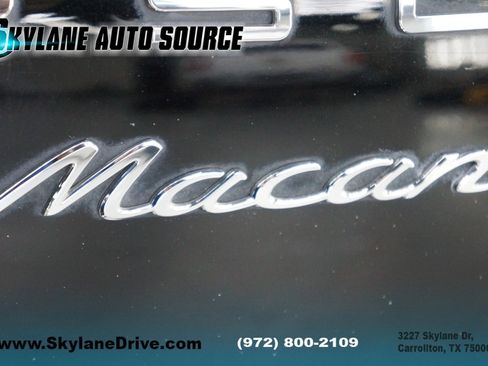 Used 2018 Porsche Macan Sport Edition image 8