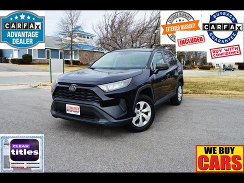 Used 2020 Toyota RAV4 LE image 1