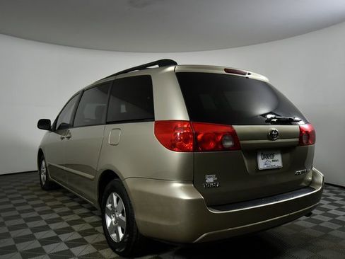 Used 2008 Toyota Sienna Sienna Passenger Van image 14