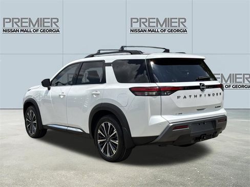New 2026 Nissan Pathfinder Platinum FWD image 25