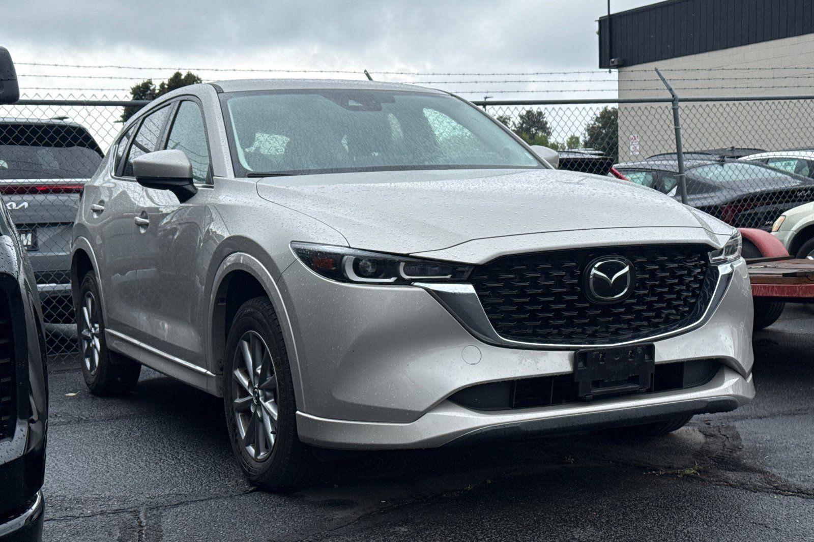 Used 2025 MAZDA CX-5 AWD 2.5 S w/ Select Package image 2