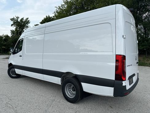 New 2024 Mercedes-Benz Sprinter 3500 image 4