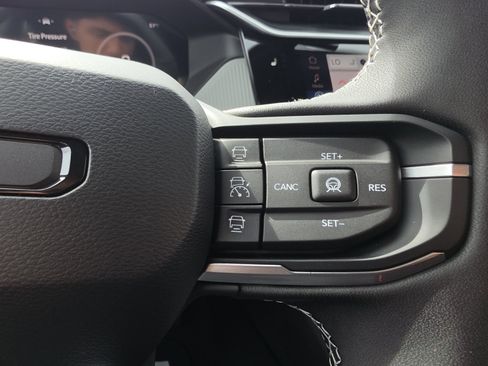 New 2026 Jeep Cherokee Laredo image 21