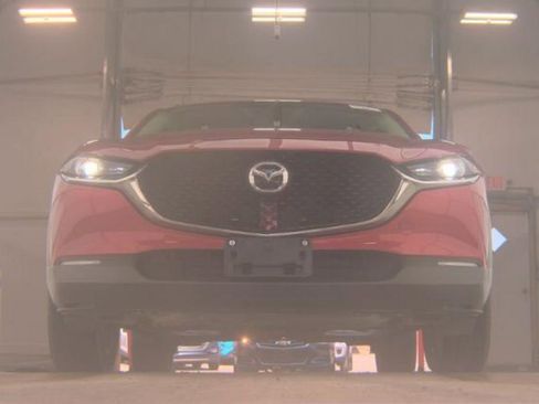 Used 2021 MAZDA CX-30 AWD 2.5 S w/ Premium Package image 3
