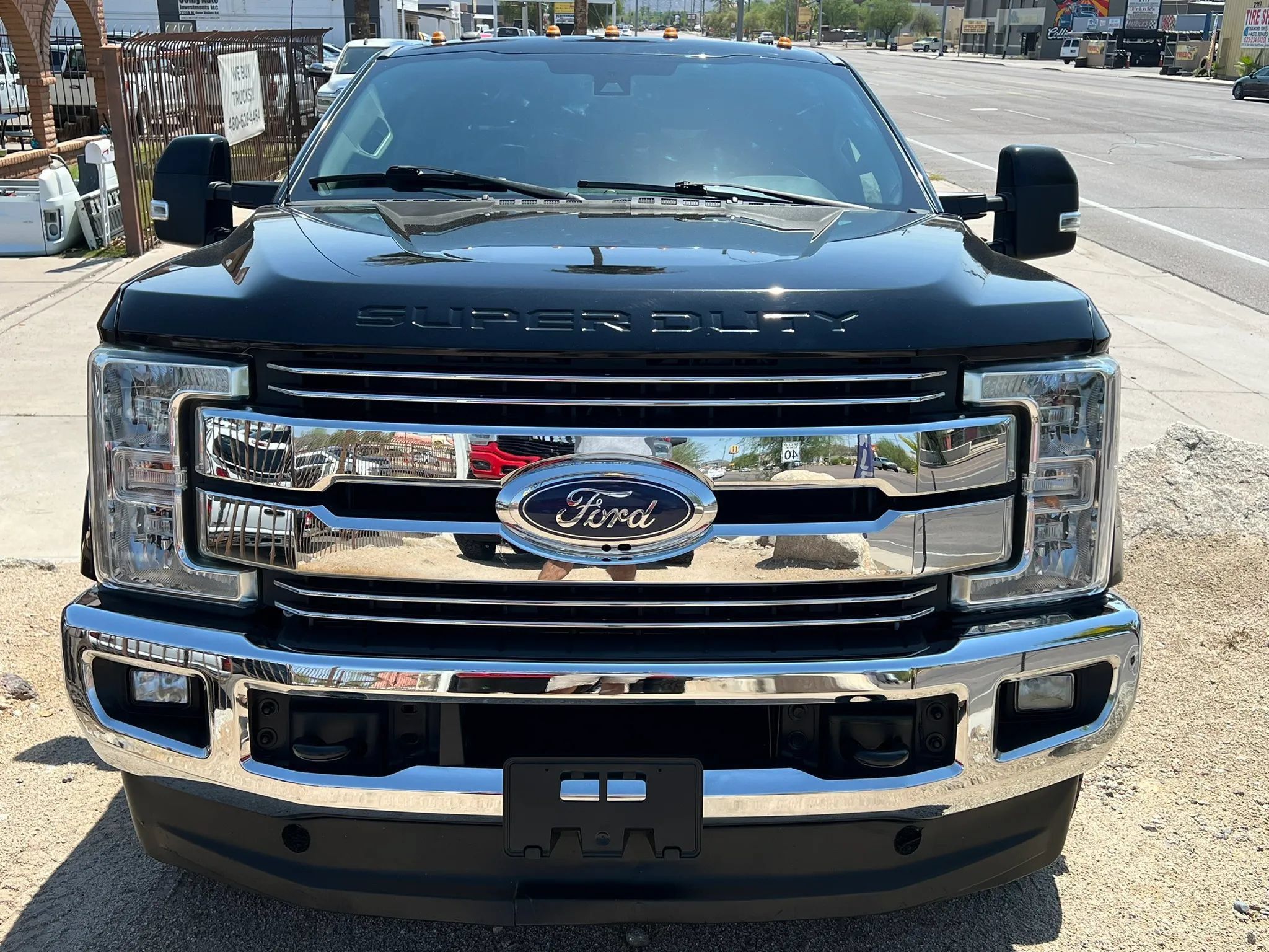 Used 2017 Ford F350 Lariat w/ Tow Technology Bundle AWD/4WD image 4