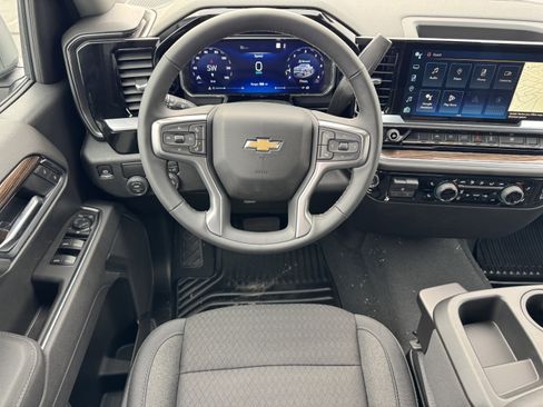 New 2026 Chevrolet Silverado 1500 LT image 18