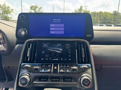 Used 2023 Lexus LX 600 F Sport w/ Accessory Package (Z1) AWD/4WD image 28