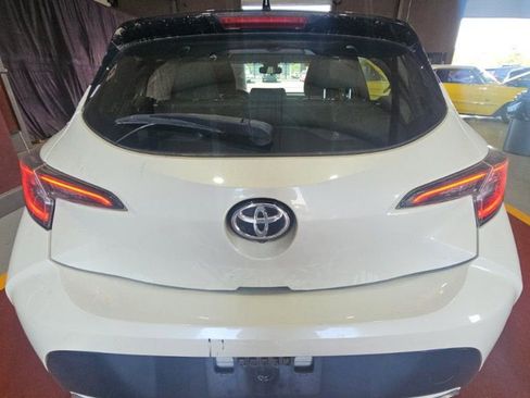 Used 2020 Toyota Corolla SE FWD image 3