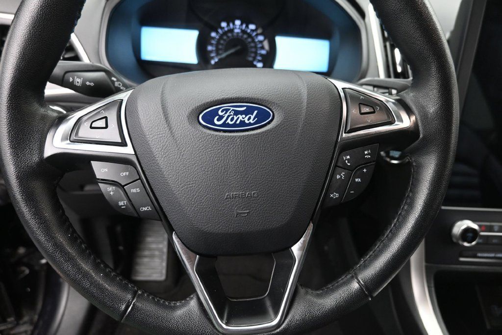 Used 2024 Ford Edge SEL AWD/4WD image 17