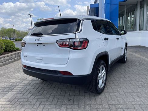 Used 2023 Jeep Compass Sport AWD/4WD image 5
