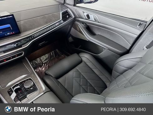 Used 2024 BMW X5 xDrive40i w/ M Sport Package image 25