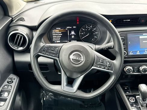 Used 2024 Nissan Kicks SV image 23