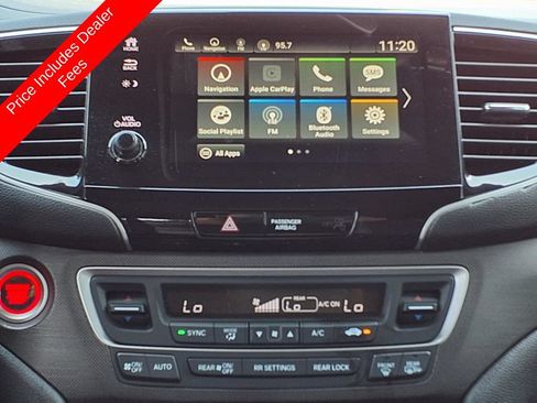 Used 2022 Honda Pilot TrailSport image 23