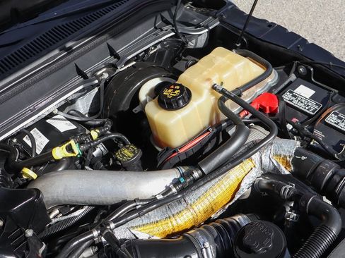 Used 2012 Ford F250 Lariat w/ Lariat Interior Pkg image 14