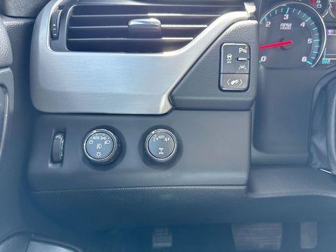 Used 2020 GMC Yukon SLT w/ Open Road Package image 19