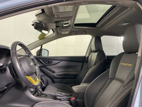 Used 2021 Subaru Crosstrek 2.5i Sport w/ Moonroof Package image 17