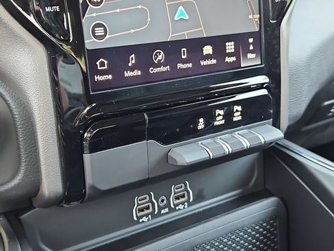 New 2026 RAM 1500 Big Horn AWD/4WD image 25