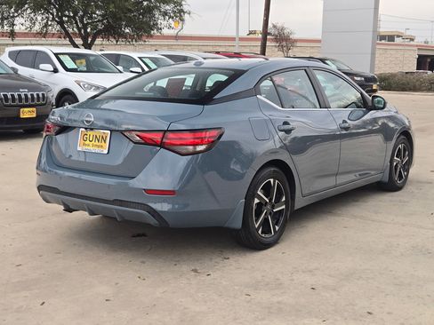 Certified 2025 Nissan Sentra SV image 7