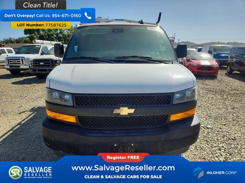 Used 2019 Chevrolet Express 2500 w/ Driver Convenience Package RWD image 7