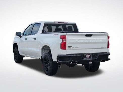 Used 2023 Chevrolet Silverado 1500 Custom Trail Boss image 3