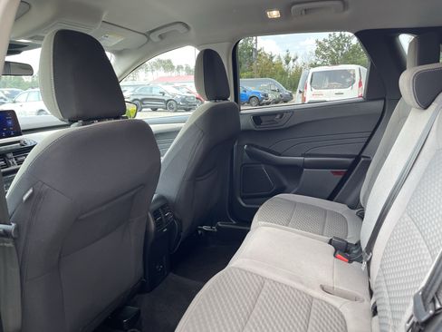 Used 2022 Ford Escape SE w/ Cold Weather Package AWD/4WD image 10