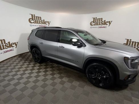 Used 2025 GMC Acadia Elevation w/ Black Edition image 8