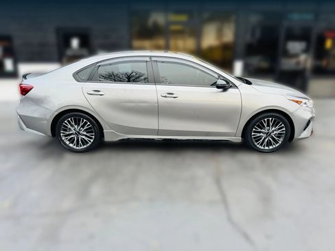 Used 2023 Kia Forte GT-Line w/ GT-Line Premium Package image 6