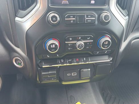 Used 2023 Chevrolet Silverado 2500 LT w/ Convenience Package AWD/4WD image 28